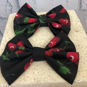 Hair bows cherry